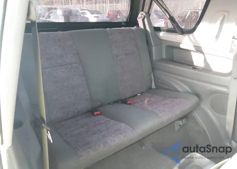 2000 Chevrolet Tracker from USA, damaged, VIN 2CNBE18C0Y6928436